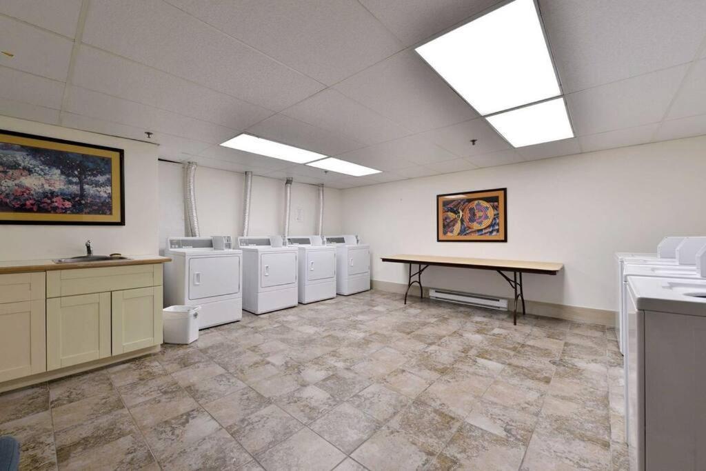 Aspens By Wb Vacation Rentals Whistler Luaran gambar