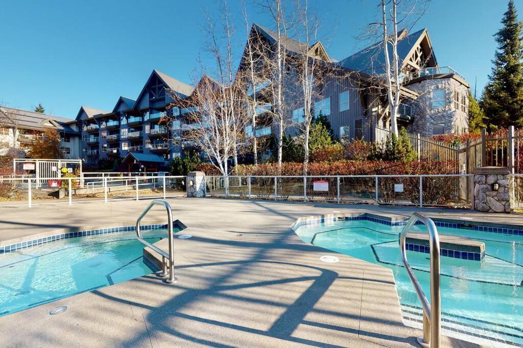 Aspens By Wb Vacation Rentals Whistler Luaran gambar